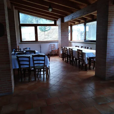 Bed and Breakfast La Vecchia Fattoria *